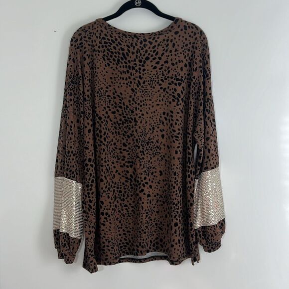Homeyme Curvy Animal Print Long Sleeve Top with Sequin Accent Sleeves Size XXL - Picture 4 of 7